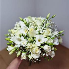 fwthumbaaaWedding flowers 9 (1).jpg